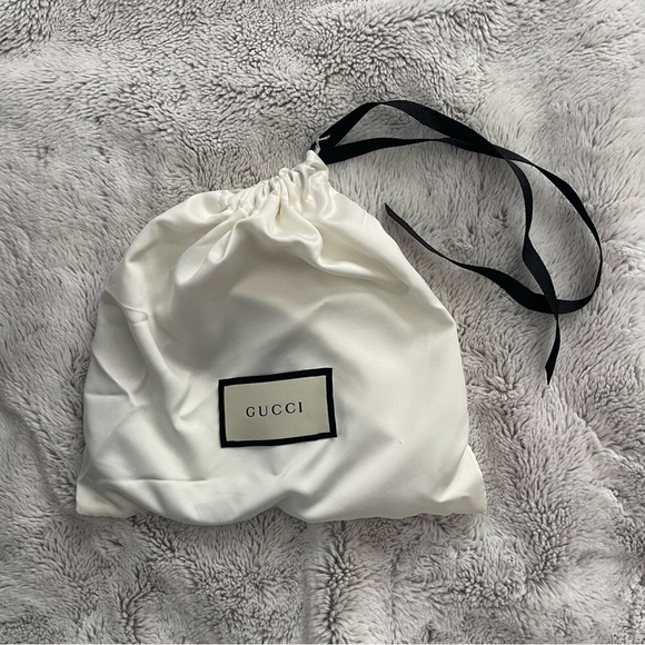 Gucci Black Belt with Gold Double G Buckle - Picture 15 of 15